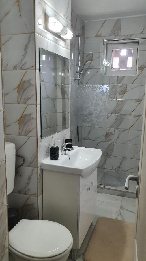 شقة Apartament Estera أرادايا المظهر الخارجي الصورة